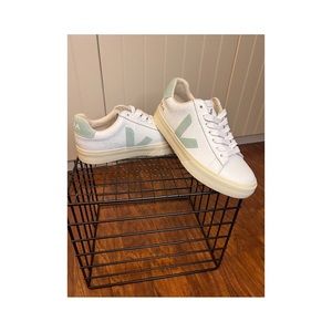 Vera women’s shoes